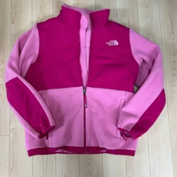 The North Face Fleece Pink Jacket - Picture 6 of 6